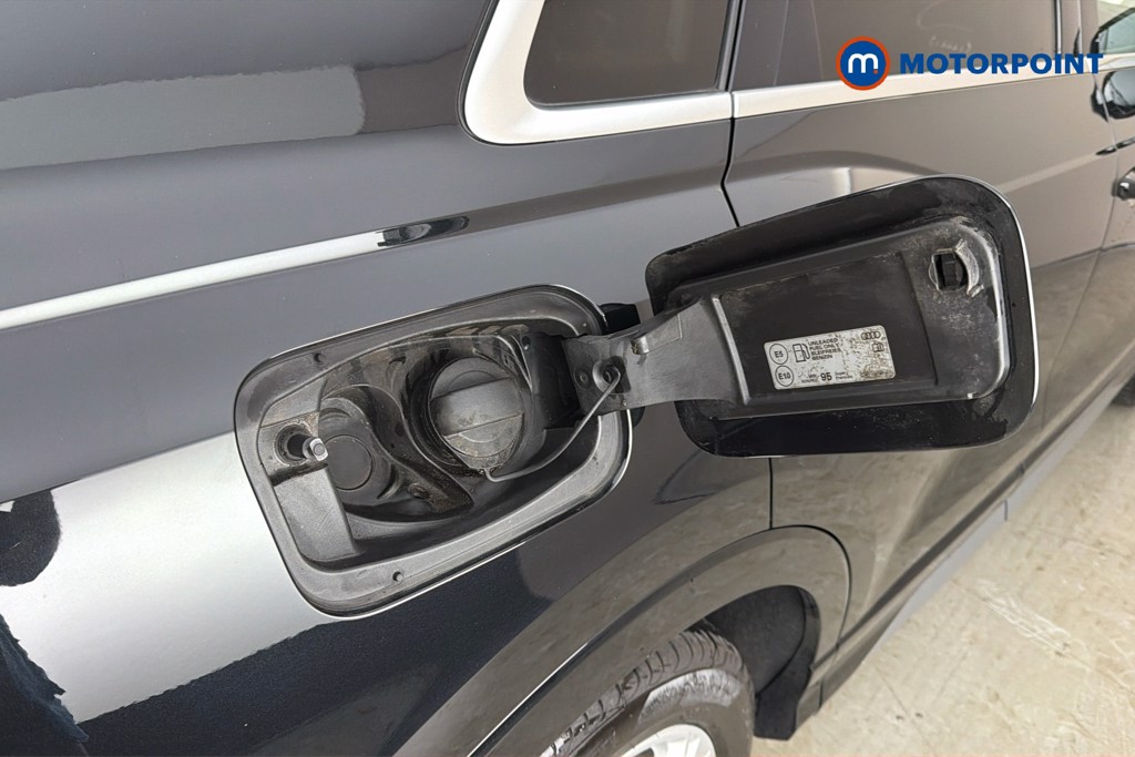 Audi Q3 S Line Manual Petrol SUV - Stock Number (1664240) - 41st supplementary image