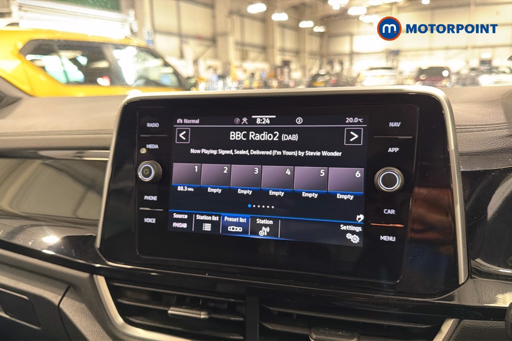 Volkswagen T-Roc R-Line Automatic Diesel SUV - Stock Number (1664263) - 9th supplementary image