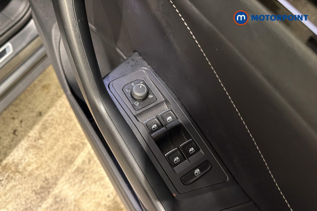 Volkswagen T-Roc R-Line Automatic Diesel SUV - Stock Number (1664263) - 20th supplementary image