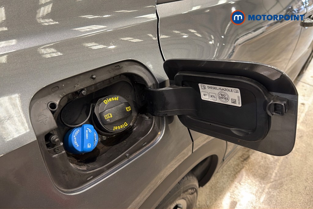 Volkswagen T-Roc R-Line Automatic Diesel SUV - Stock Number (1664263) - 41st supplementary image