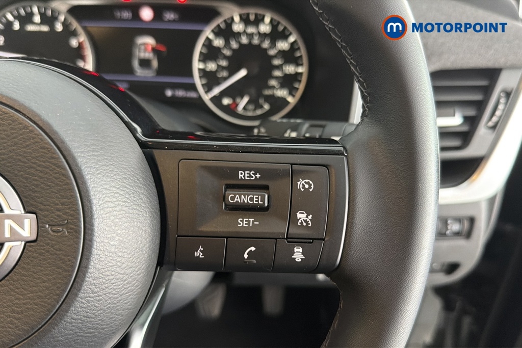Nissan Qashqai Acenta Premium Manual Petrol SUV - Stock Number (1664310) - 3rd supplementary image