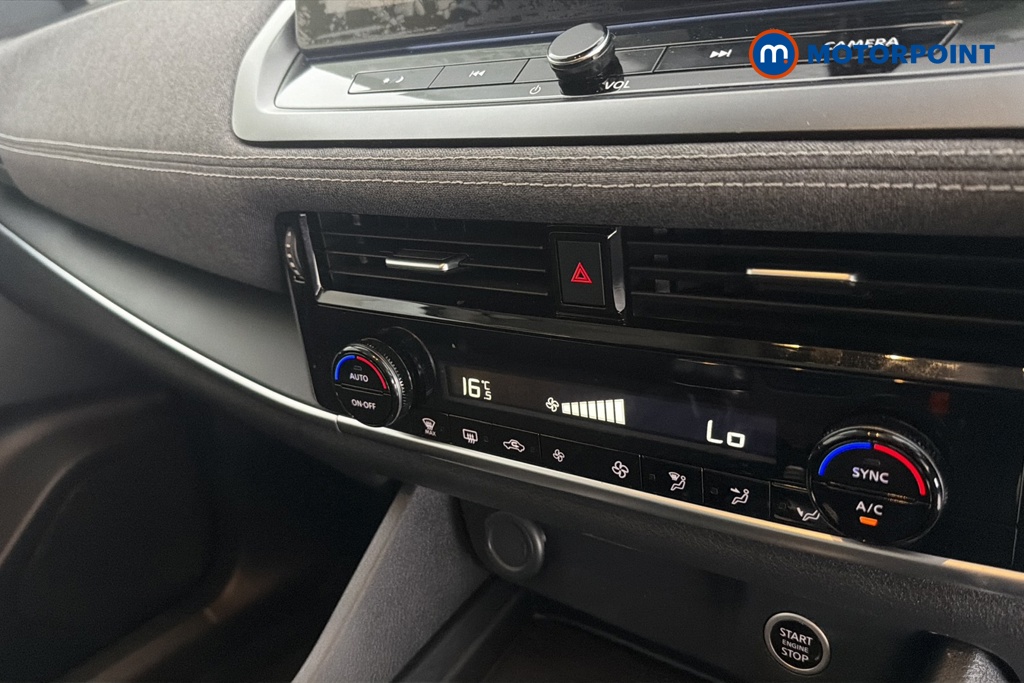 Nissan Qashqai Acenta Premium Manual Petrol SUV - Stock Number (1664310) - 12th supplementary image