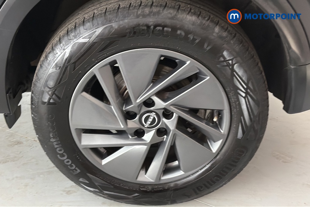 Nissan Qashqai Acenta Premium Manual Petrol SUV - Stock Number (1664310) - 45th supplementary image