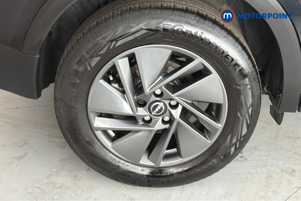 Nissan Qashqai Acenta Premium Manual Petrol SUV - Stock Number (1664310) - 46th supplementary image