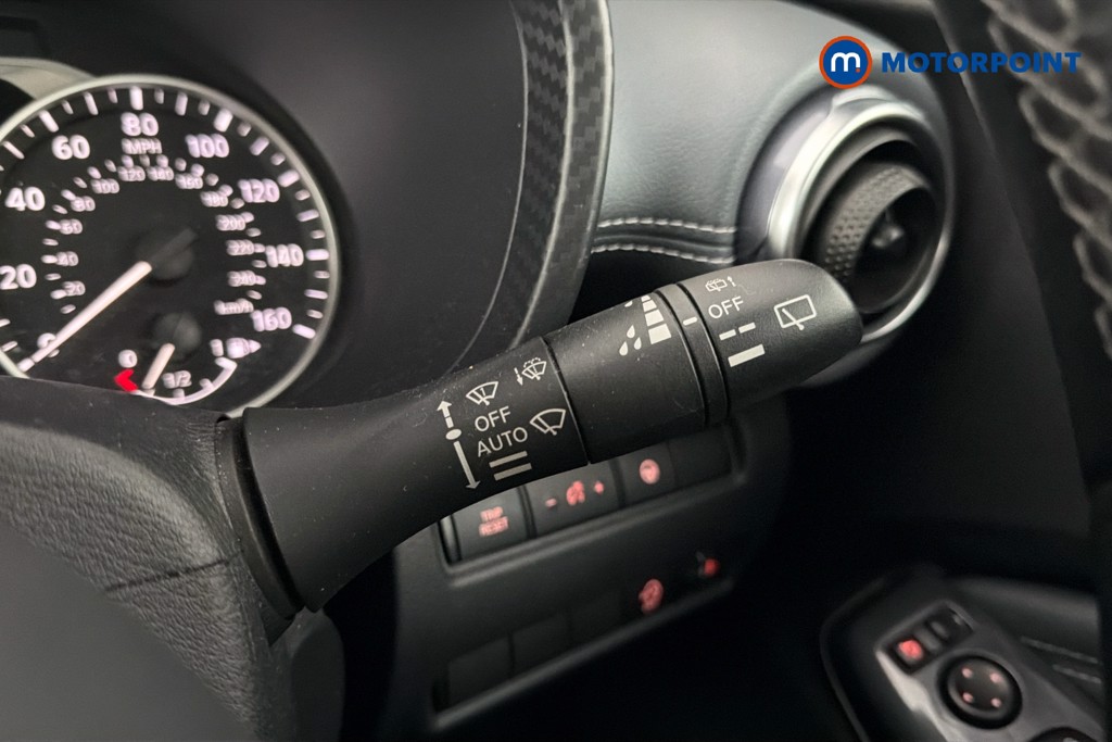 Nissan Juke Tekna Manual Petrol SUV - Stock Number (1664462) - 7th supplementary image