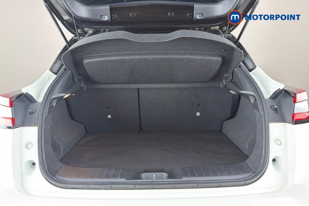 Nissan Juke Tekna Manual Petrol SUV - Stock Number (1664462) - 33rd supplementary image