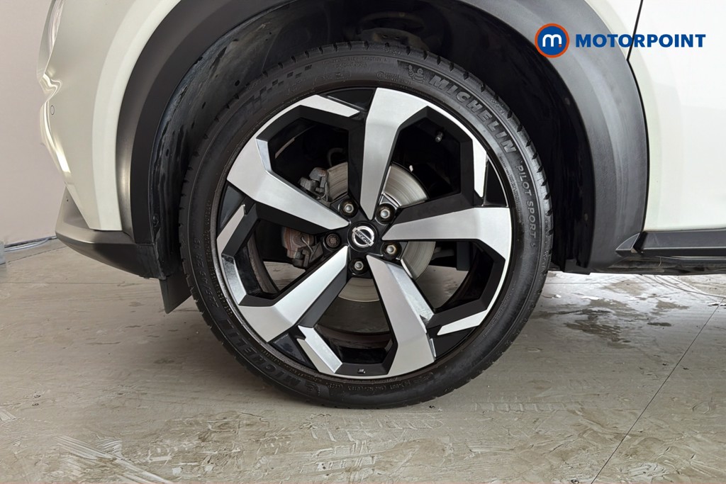 Nissan Juke Tekna Manual Petrol SUV - Stock Number (1664462) - 47th supplementary image