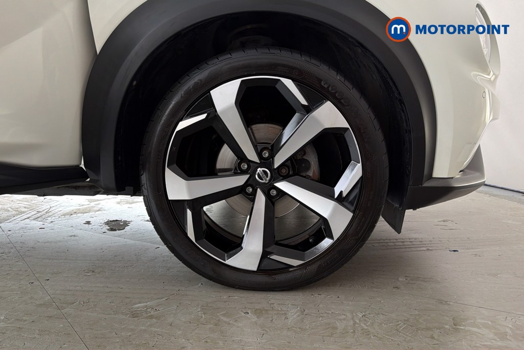 Nissan Juke Tekna Manual Petrol SUV - Stock Number (1664462) - 50th supplementary image
