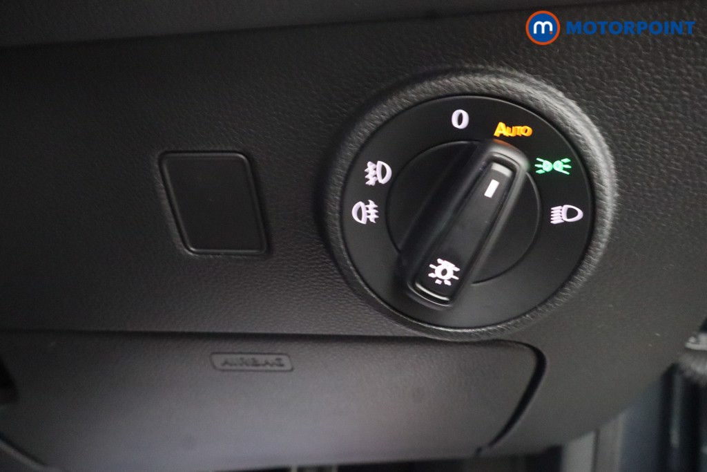 Seat Ateca Fr Sport Manual Petrol SUV - Stock Number (1664865) - 16th supplementary image
