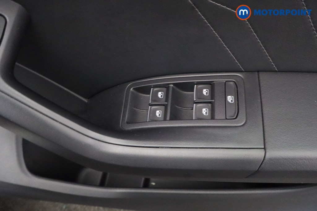 Seat Ateca Fr Sport Manual Petrol SUV - Stock Number (1664865) - 20th supplementary image