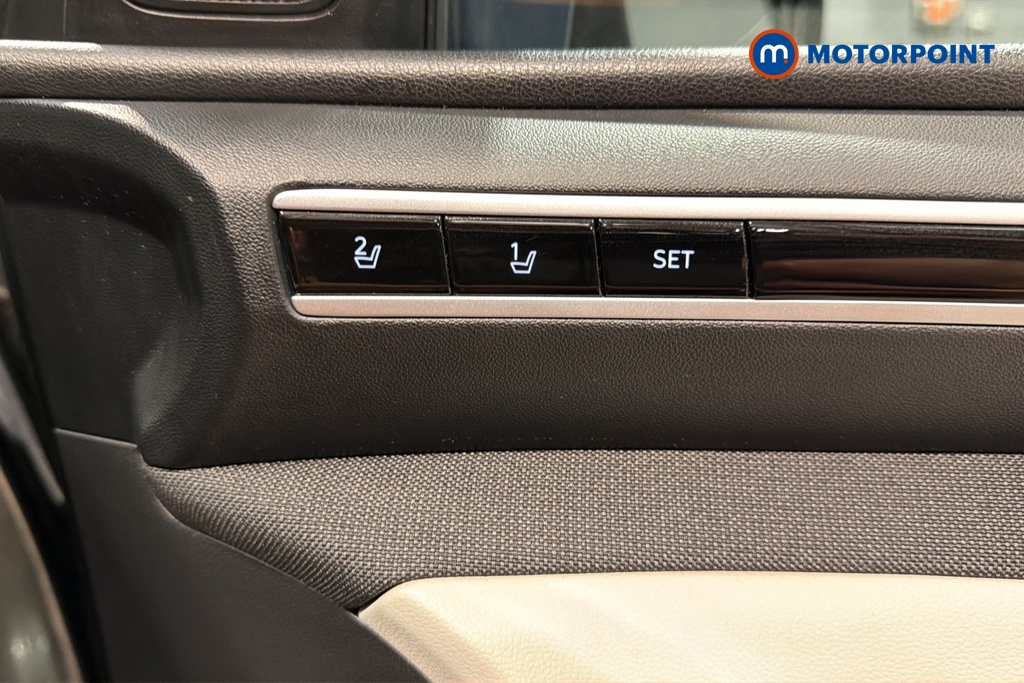 Hyundai Tucson Ultimate Automatic Petrol-Electric Hybrid SUV - Stock Number (1665181) - 14th supplementary image