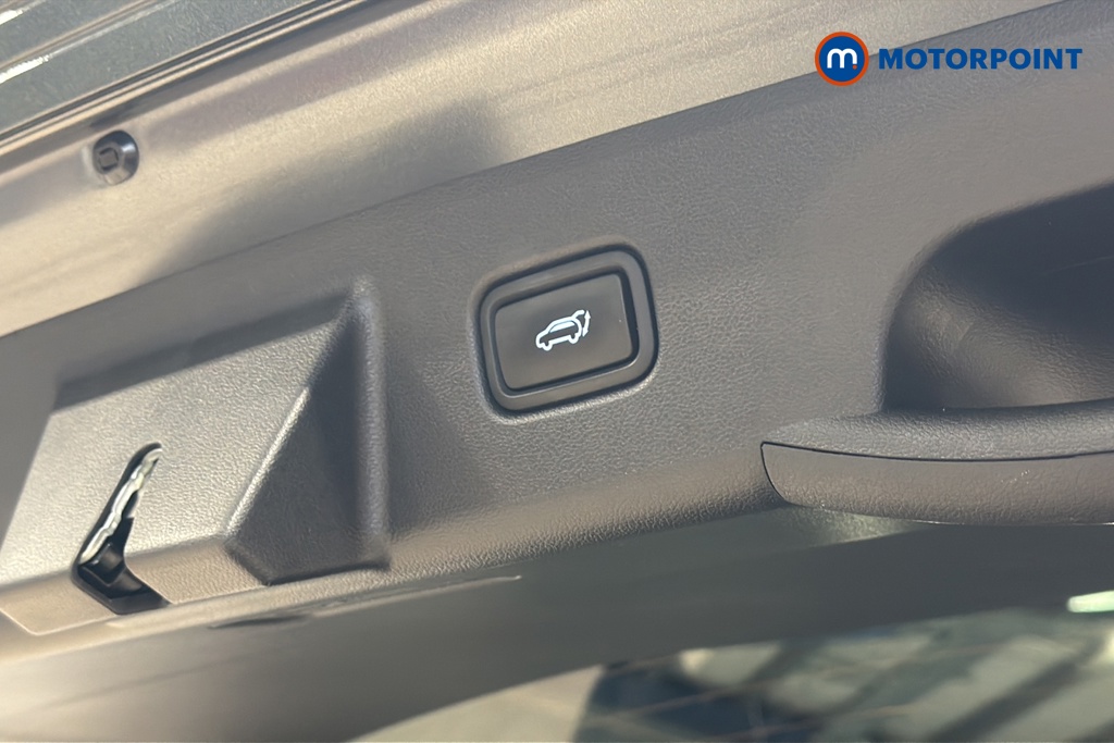 Hyundai Tucson Ultimate Automatic Petrol-Electric Hybrid SUV - Stock Number (1665181) - 35th supplementary image