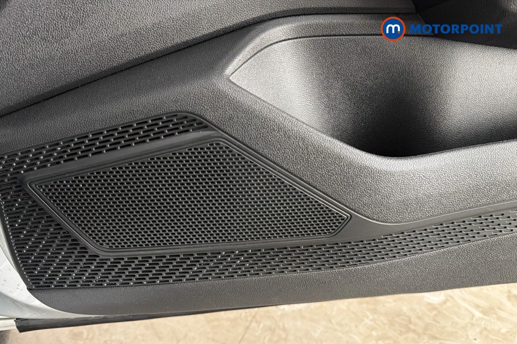 Volkswagen Taigo R-Line Manual Petrol SUV - Stock Number (1665269) - 21st supplementary image
