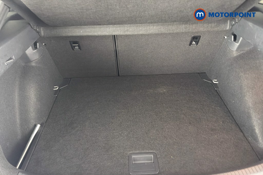 Volkswagen Taigo R-Line Manual Petrol SUV - Stock Number (1665269) - 33rd supplementary image