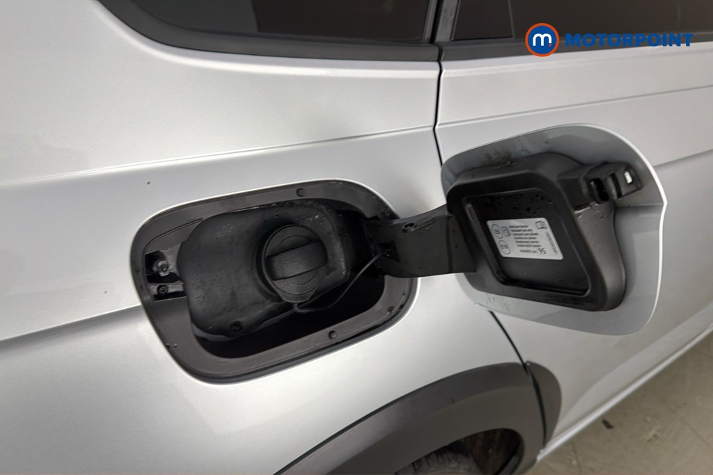 Volkswagen Taigo R-Line Manual Petrol SUV - Stock Number (1665269) - 41st supplementary image