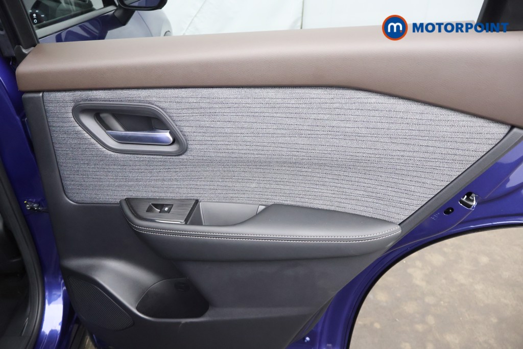 Nissan X-Trail N-Connecta Automatic Petrol-Electric Hybrid SUV - Stock Number (1631284) - 18th supplementary image