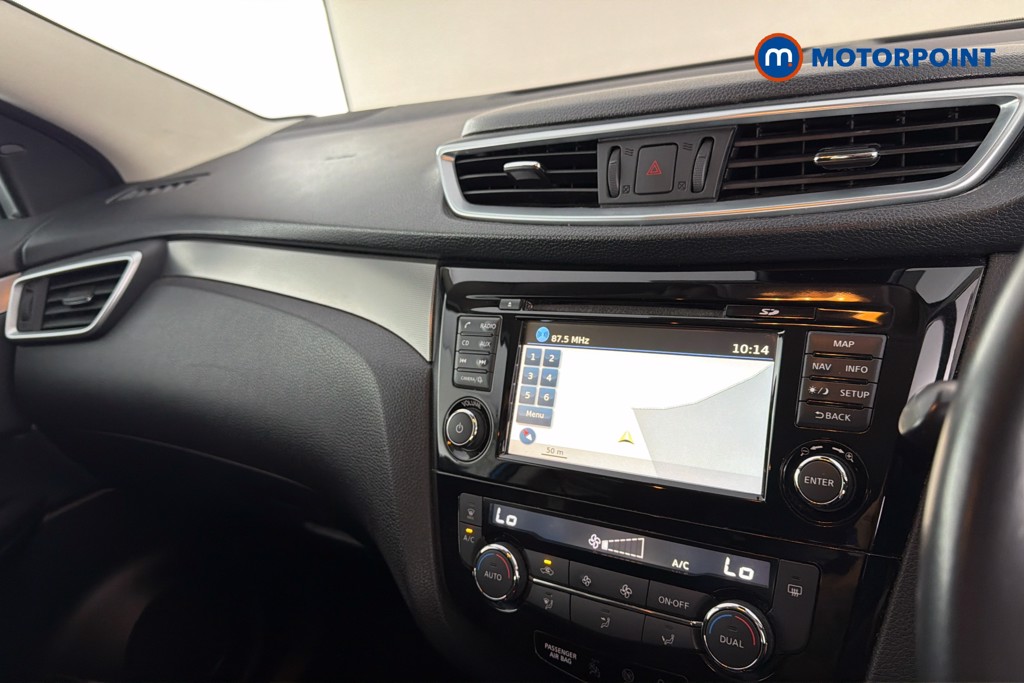 Nissan Qashqai N-Connecta Manual Diesel SUV - Stock Number (1639370) - 10th supplementary image