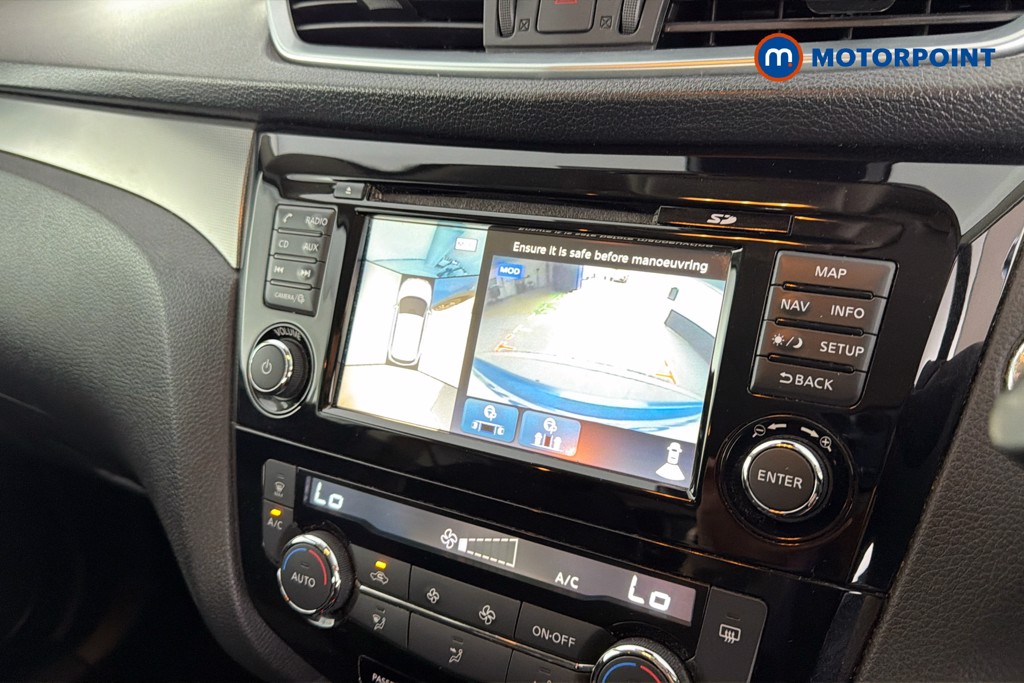 Nissan Qashqai N-Connecta Manual Diesel SUV - Stock Number (1639370) - 13th supplementary image