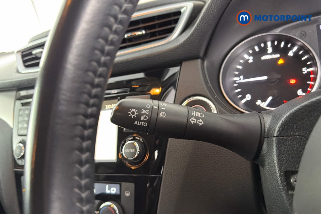 Nissan Qashqai N-Connecta Manual Diesel SUV - Stock Number (1639370) - 18th supplementary image