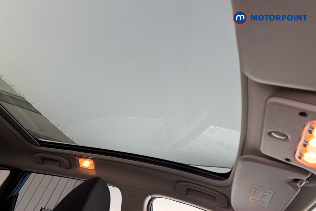 Nissan Qashqai N-Connecta Manual Diesel SUV - Stock Number (1639370) - 32nd supplementary image