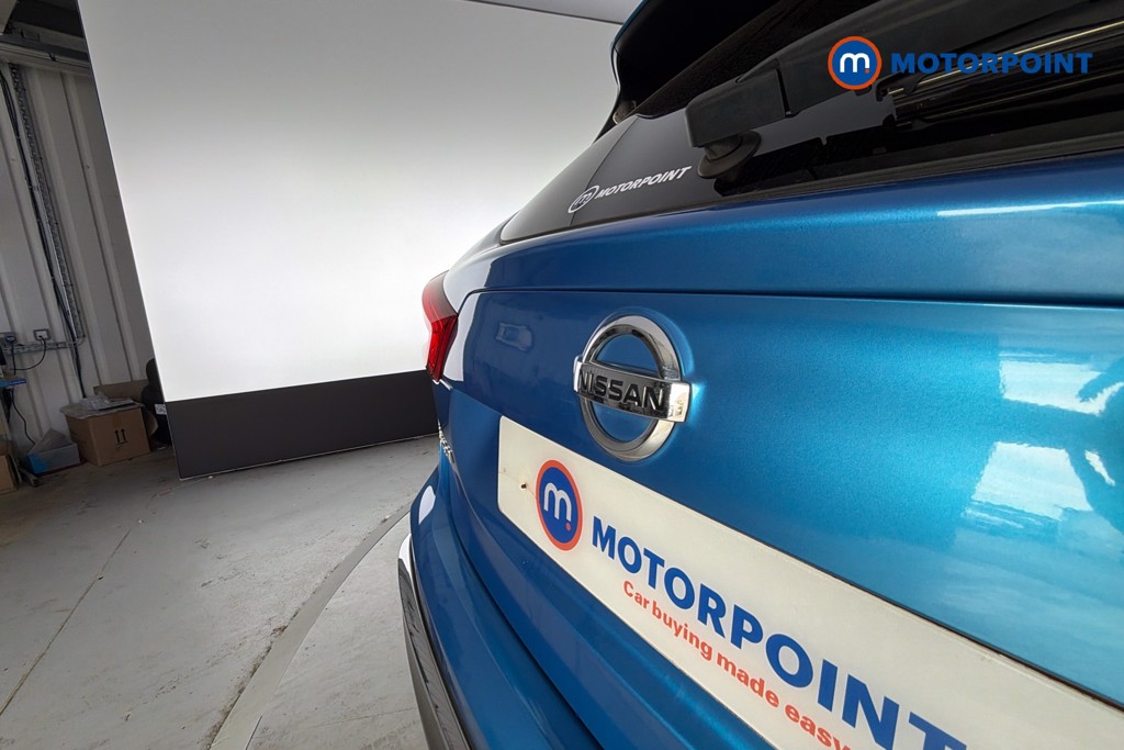 Nissan Qashqai N-Connecta Manual Diesel SUV - Stock Number (1639370) - 37th supplementary image
