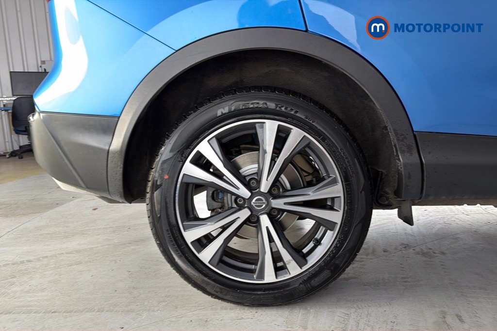 Nissan Qashqai N-Connecta Manual Diesel SUV - Stock Number (1639370) - 49th supplementary image