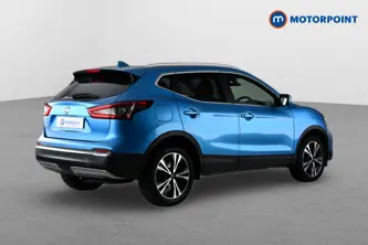 Nissan Qashqai N-Connecta Manual Diesel SUV - Stock Number (1639370) - Drivers side rear corner