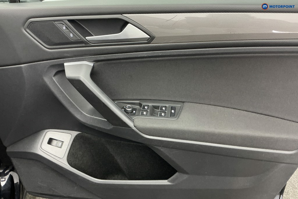 Volkswagen Tiguan Allspace Life Automatic Petrol SUV - Stock Number (1649526) - 24th supplementary image