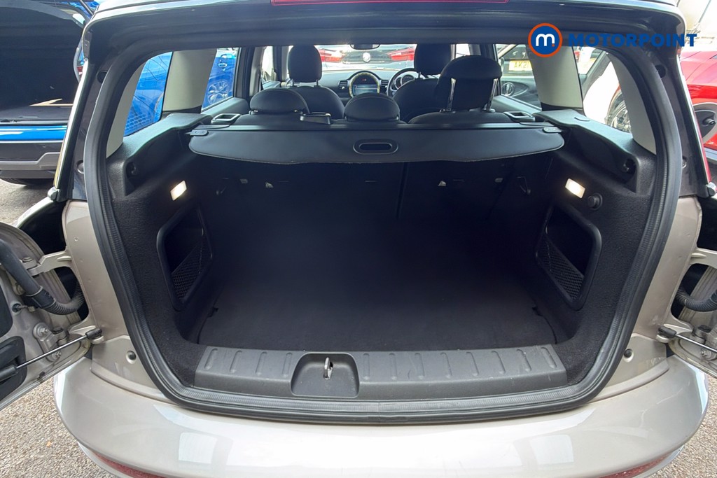 Mini Clubman Cooper Classic Automatic Petrol Estate - Stock Number (1649579) - 33rd supplementary image