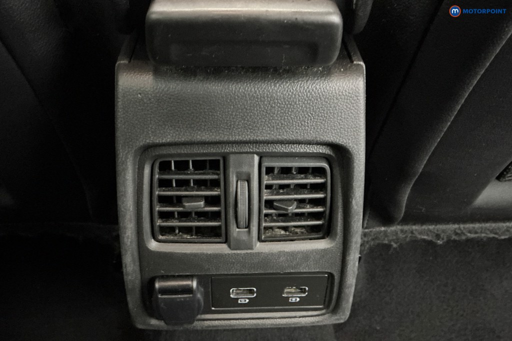 Renault Captur Techno Automatic Petrol-Electric Hybrid SUV - Stock Number (1649659) - 10th supplementary image