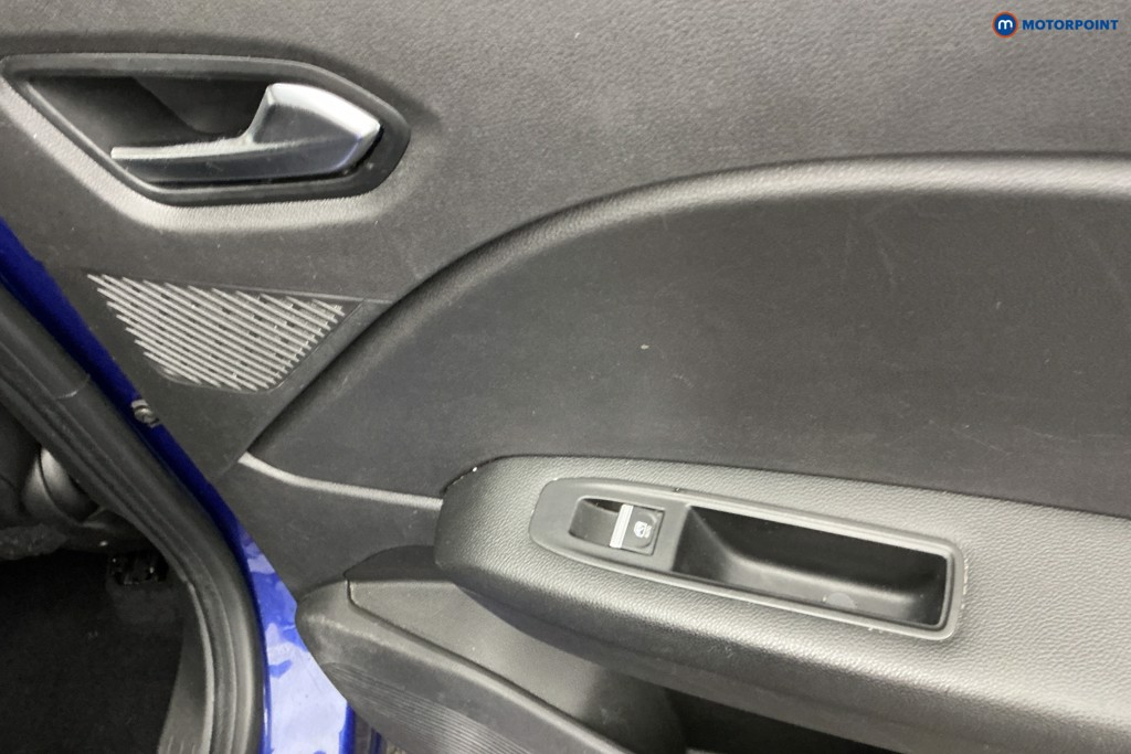 Renault Captur Techno Automatic Petrol-Electric Hybrid SUV - Stock Number (1649659) - 27th supplementary image