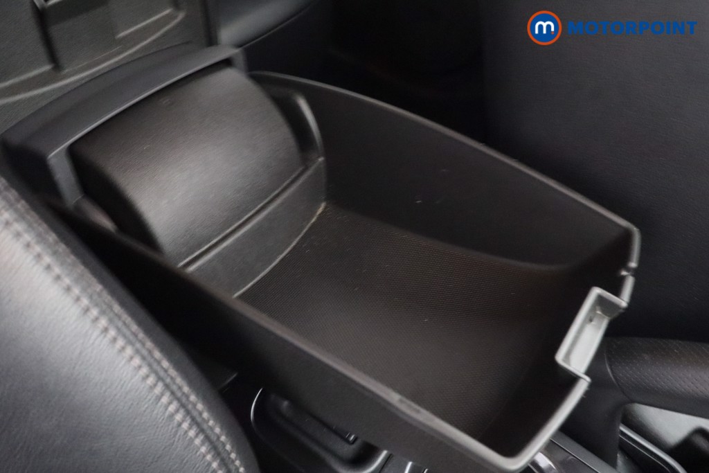 Nissan Juke Tekna Automatic Petrol SUV - Stock Number (1651015) - 13th supplementary image
