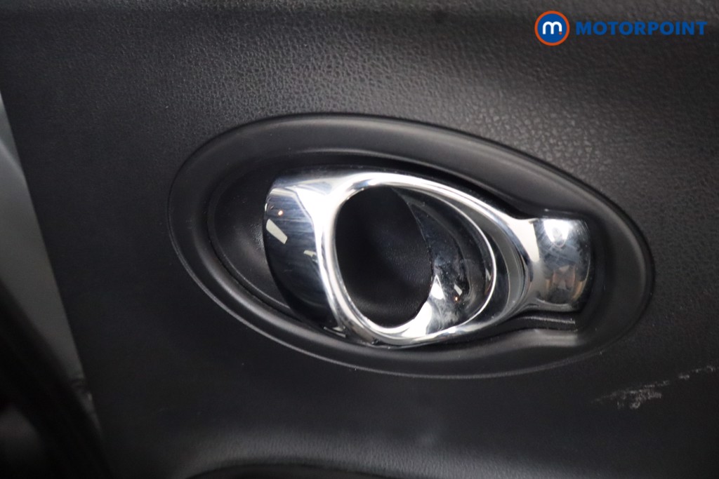 Nissan Juke Tekna Automatic Petrol SUV - Stock Number (1651015) - 22nd supplementary image