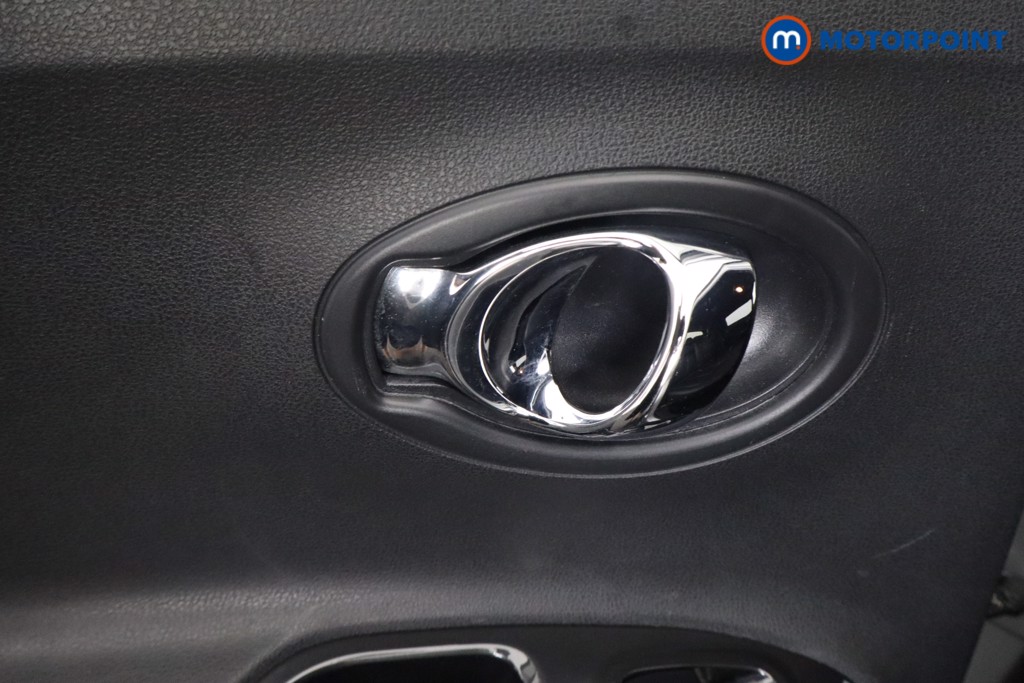 Nissan Juke Tekna Automatic Petrol SUV - Stock Number (1651015) - 32nd supplementary image