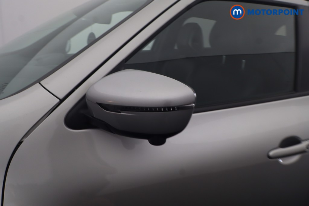 Nissan Juke Tekna Automatic Petrol SUV - Stock Number (1651015) - 38th supplementary image