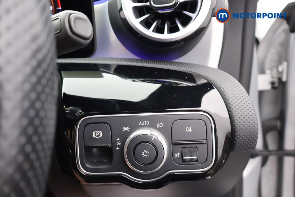 Mercedes-Benz CLA Amg Line Automatic Petrol Plug-In Hybrid Estate - Stock Number (1651032) - 13th supplementary image