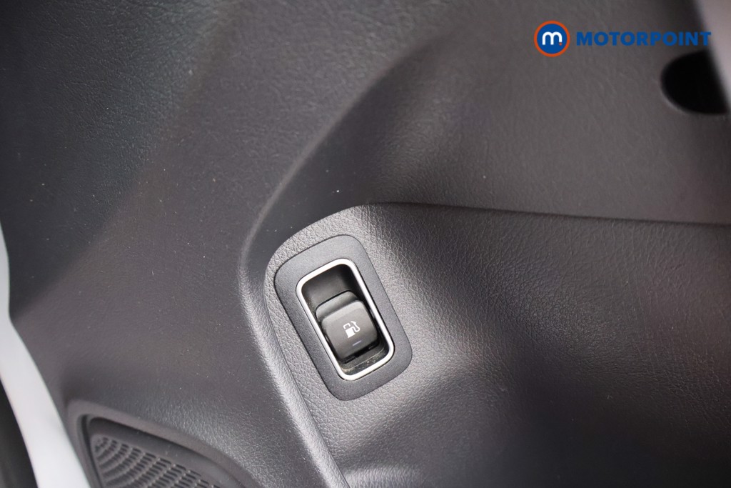 Mercedes-Benz CLA Amg Line Automatic Petrol Plug-In Hybrid Estate - Stock Number (1651032) - 15th supplementary image