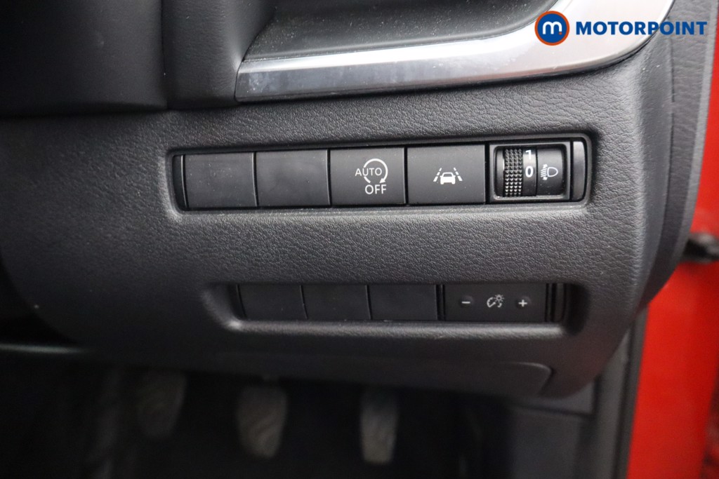 Nissan Qashqai Acenta Premium Manual Petrol SUV - Stock Number (1652445) - 13th supplementary image