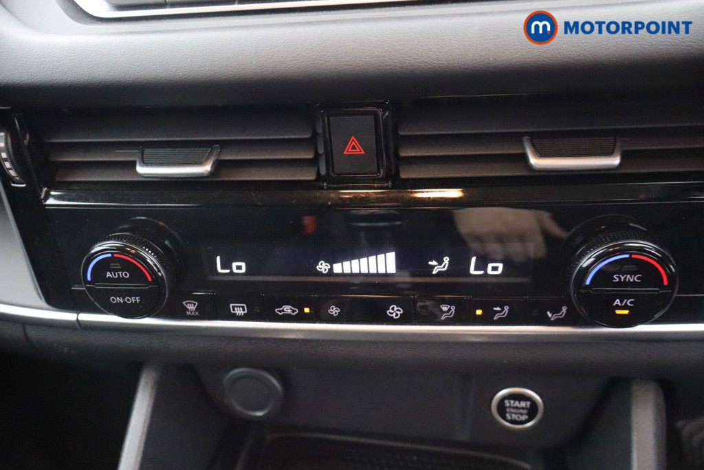 Nissan Qashqai Acenta Premium Manual Petrol SUV - Stock Number (1652445) - 17th supplementary image