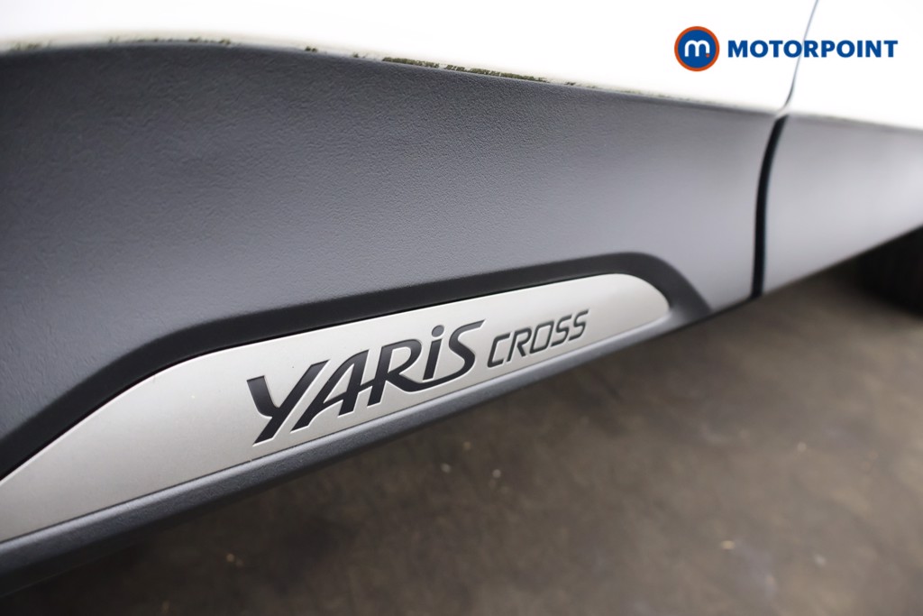Toyota Yaris Cross Excel Automatic Petrol-Electric Hybrid Estate - Stock Number (1652764) - 25th supplementary image
