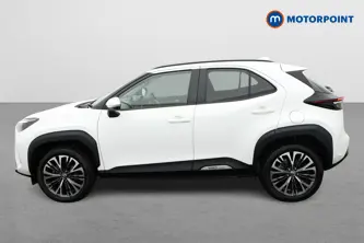 Toyota Yaris Cross Excel Automatic Petrol-Electric Hybrid Estate - Stock Number (1652764) - Passenger side