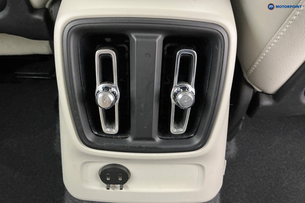 Volvo Xc40 Inscription Automatic Petrol Plug-In Hybrid SUV - Stock Number (1653294) - 10th supplementary image