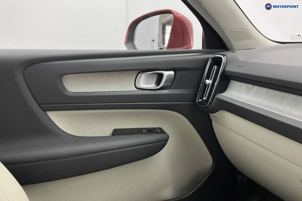Volvo Xc40 Inscription Automatic Petrol Plug-In Hybrid SUV - Stock Number (1653294) - 19th supplementary image