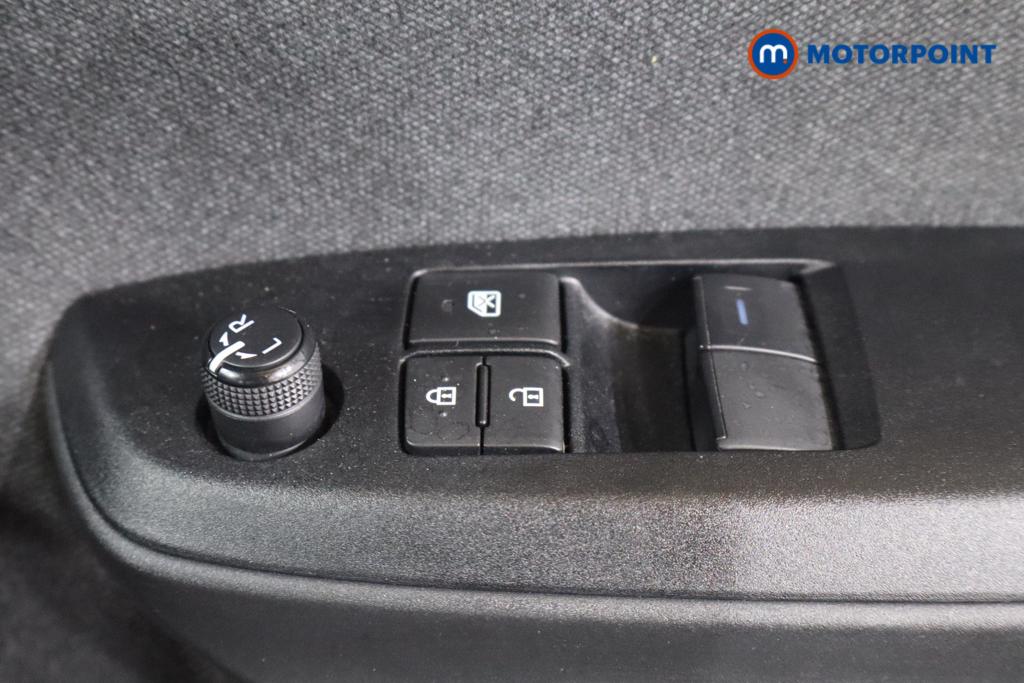 Toyota Yaris Icon Automatic Petrol-Electric Hybrid Hatchback - Stock Number (1654447) - 12th supplementary image