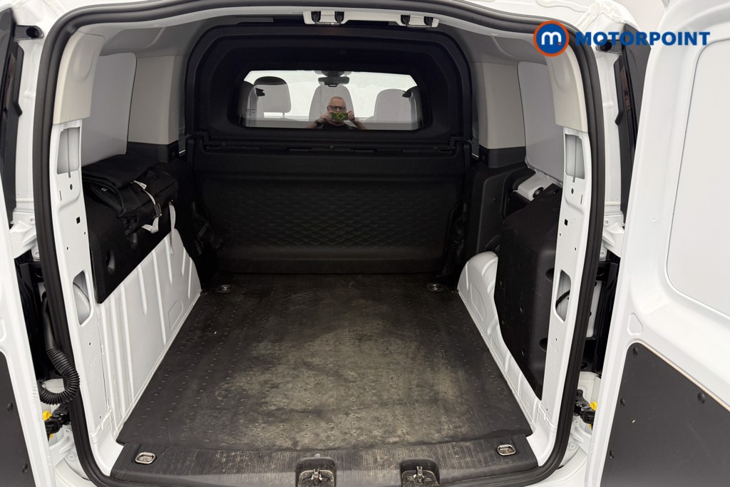 Ford Transit Connect Active Automatic Petrol Plug-In Hybrid Crew Bus - Stock Number (1654675) - 21st supplementary image