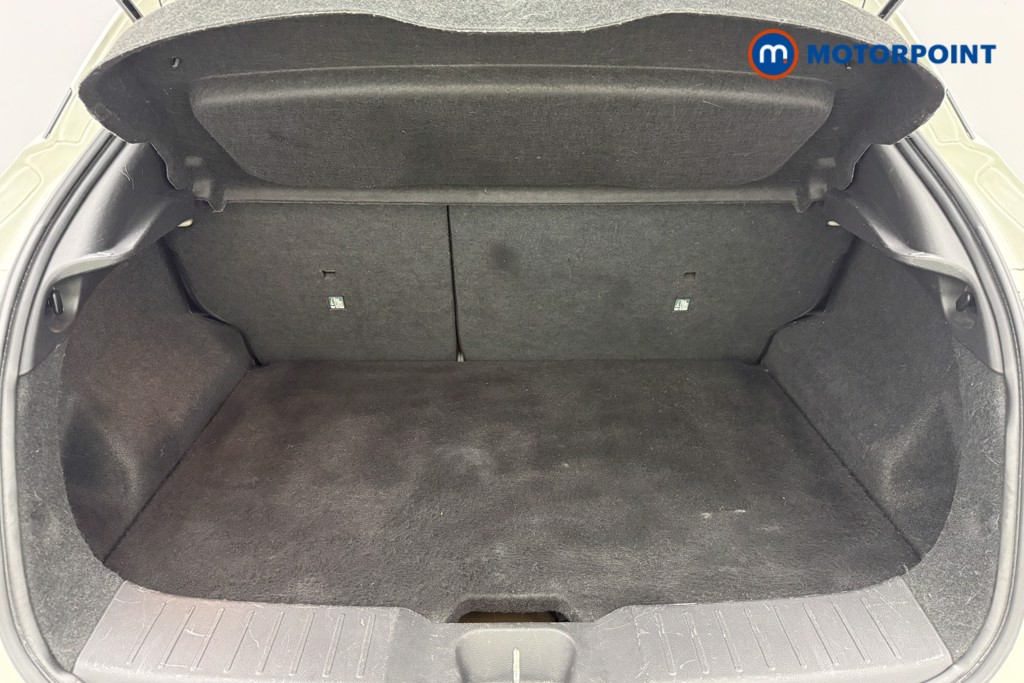Nissan Juke N-Connecta Automatic Petrol SUV - Stock Number (1655528) - 11th supplementary image