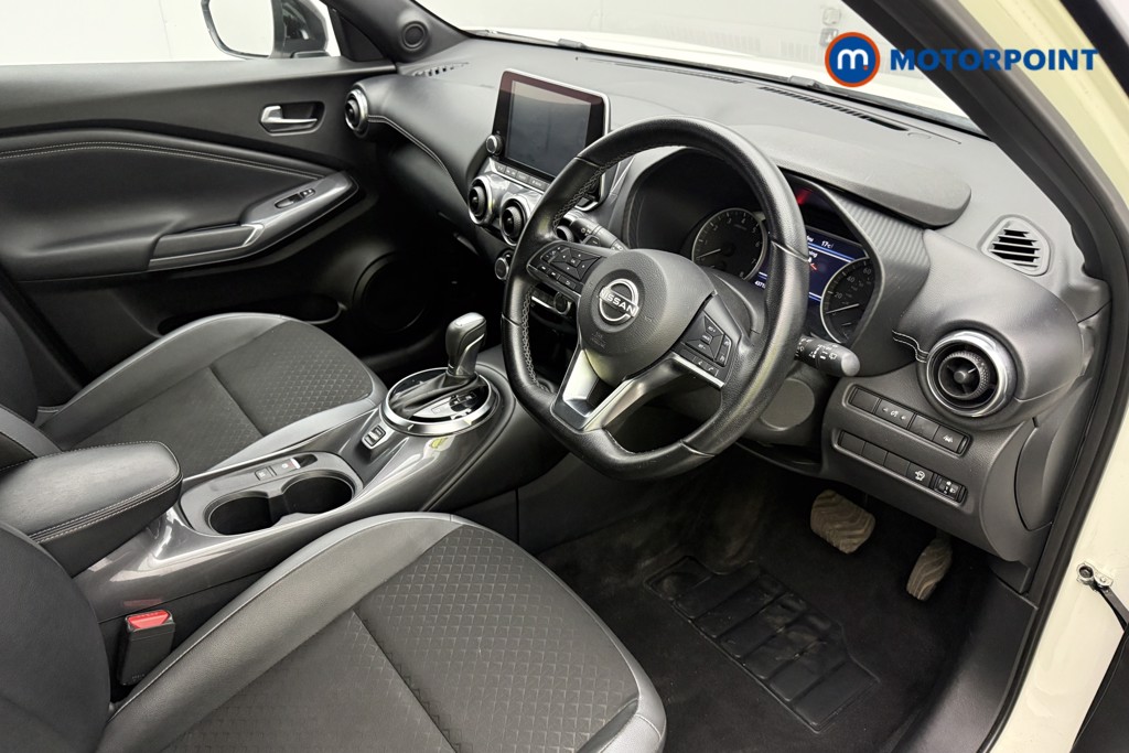 Nissan Juke N-Connecta Automatic Petrol SUV - Stock Number (1655528) - 15th supplementary image