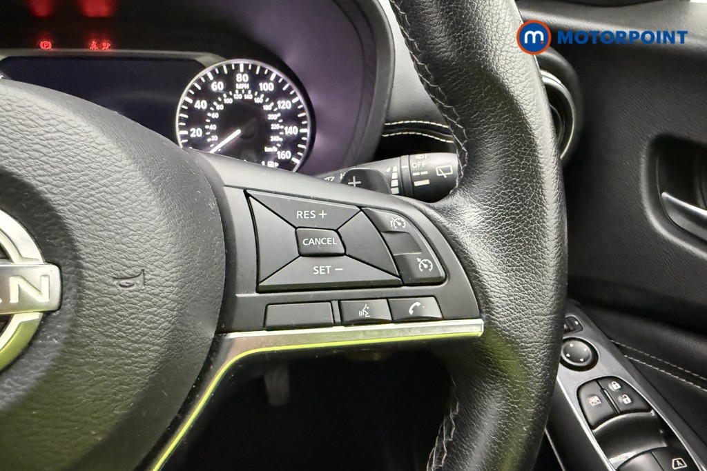 Nissan Juke N-Connecta Automatic Petrol SUV - Stock Number (1655528) - 19th supplementary image