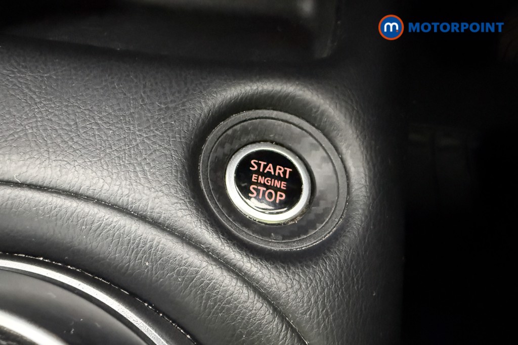 Nissan Juke N-Connecta Automatic Petrol SUV - Stock Number (1655528) - 25th supplementary image