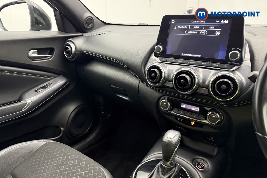 Nissan Juke N-Connecta Automatic Petrol SUV - Stock Number (1655528) - 33rd supplementary image